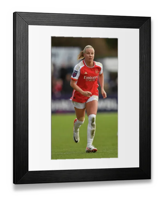 Framed Print : Arsenal Women vs Everton Women: Barclays Super League Clash at Meadow Park (2023-24) - Beth Mead in Action