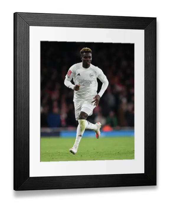 Framed Print : Bukayo Saka in Action: Arsenal vs. Liverpool, FA Cup Third Round 2023-24 Framed Print : Bukayo Saka in Action: Arsenal vs. Liverpool, FA Cup Third Round 2023-24