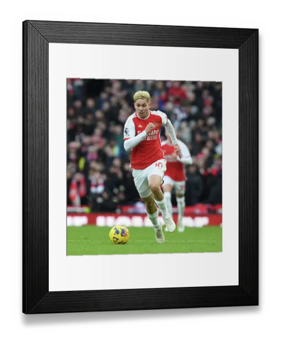 Framed Print : Emile Smith Rowe's Brilliant Performance: Arsenal Outshines Crystal Palace (2023-24) Framed Print : Emile Smith Rowe's Brilliant Performance: Arsenal Outshines Crystal Palace (2023-24)