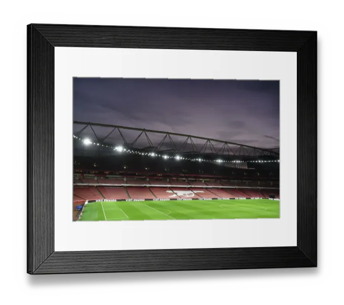 Framed Print : Arsenal vs Crystal Palace: Premier League Showdown at Emirates Stadium (2024)