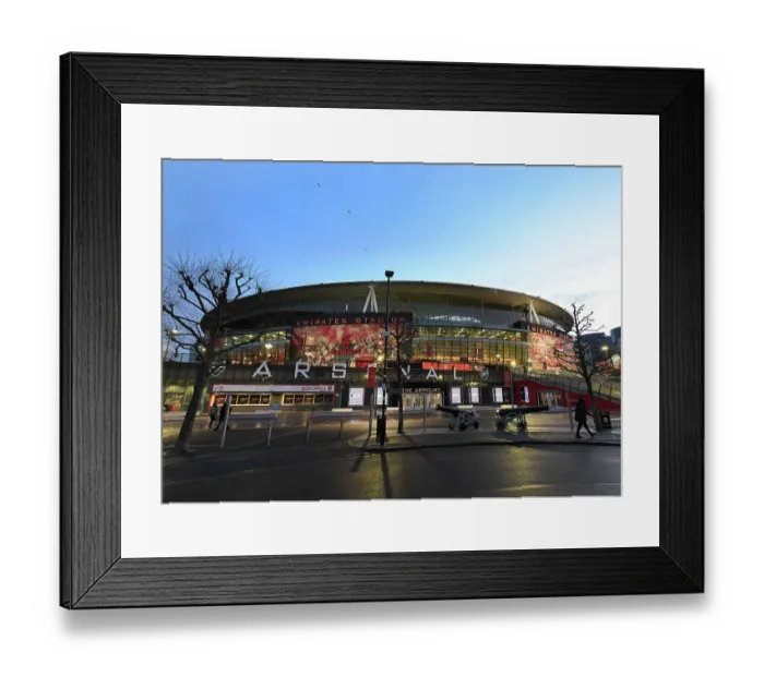 Framed Print : Arsenal vs Crystal Palace: Premier League Clash at Emirates Stadium (2024)