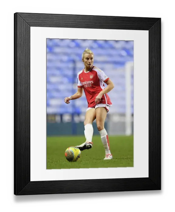 Framed Print : Arsenal Women Battle Reading in FA WSL Cup Showdown