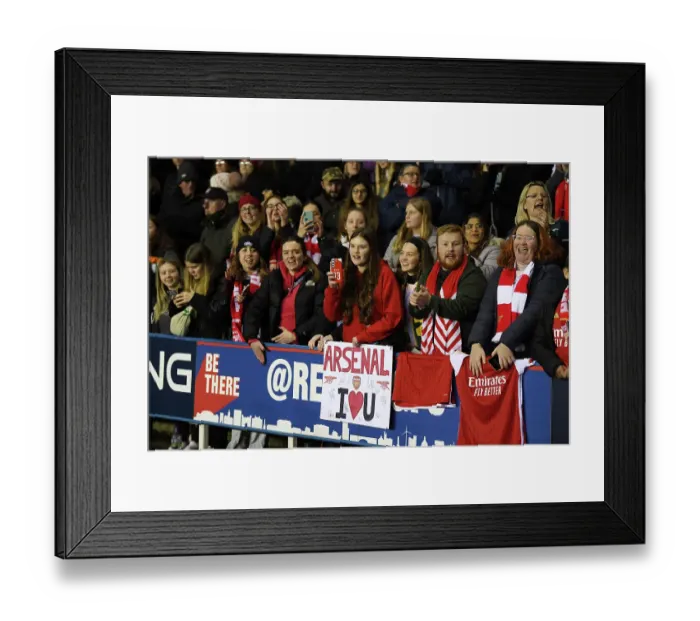 Framed Print : Arsenal Fans Unite: Supporting the Gunners in the FA Women's Continental Tyres League Cup Match against Reading