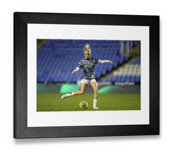 Framed Print : Arsenal Women Gear Up for Conti Cup Showdown Against Reading