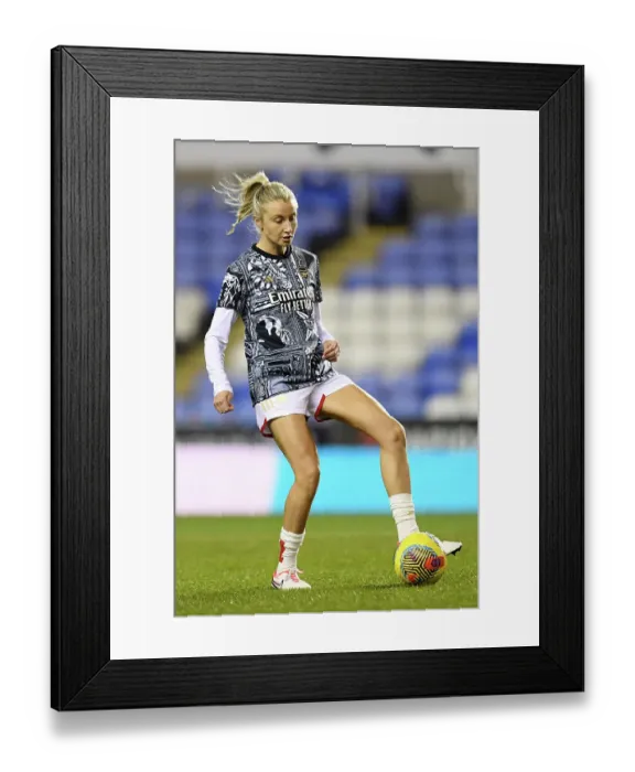 Framed Print : Arsenal Women Gear Up for Conti Cup Showdown Against Reading