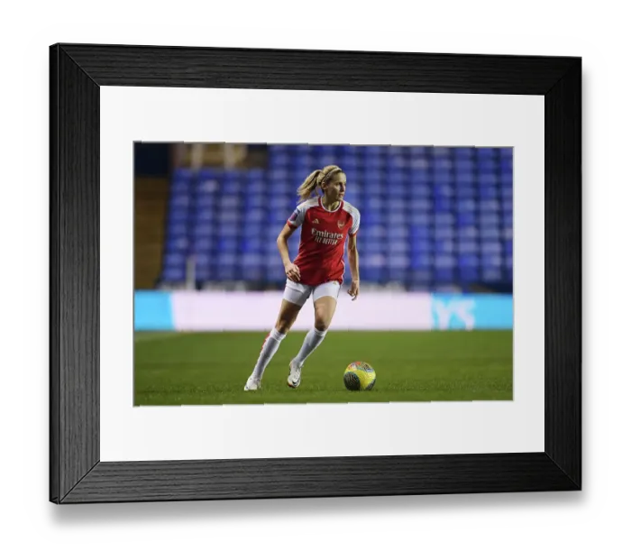 Framed Print : Arsenal Women Battle Reading in FA WSL Cup Showdown