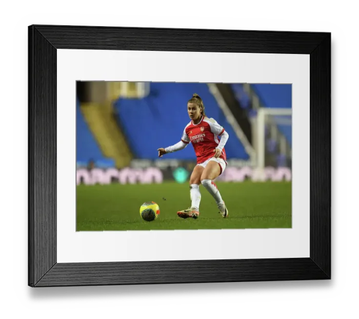 Framed Print : Arsenal Women Face Off Against Reading in FA WSL Cup Clash