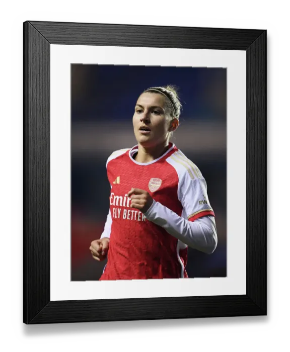 Framed Print : Arsenal Women Face Off Against Reading in FA WSL Cup Clash