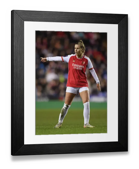Framed Print : Arsenal Women's Team Strategizes Ahead of FA Women's Continental Tyres League Cup Match at Reading
