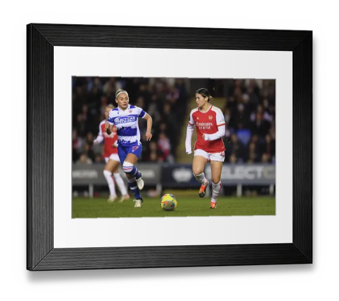 Framed Print : Conti Cup Showdown: Cooney-Cross vs Estcourt - Arsenal Women vs Reading Framed Print : Conti Cup Showdown: Cooney-Cross vs Estcourt - Arsenal Women vs Reading