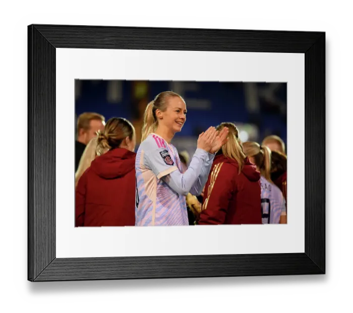 Framed Print : Appreciative Amanda Ilestedt: Arsenal FC Players Show Gratitude to Fans after Liverpool FC Clash (Barclays Women's Super League 2023-24)