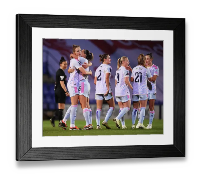 Framed Print : Arsenal's Vivianne Miedema Scores First Goal in Liverpool Rivalry Match, 2023-24 Barclays Women's Super League
