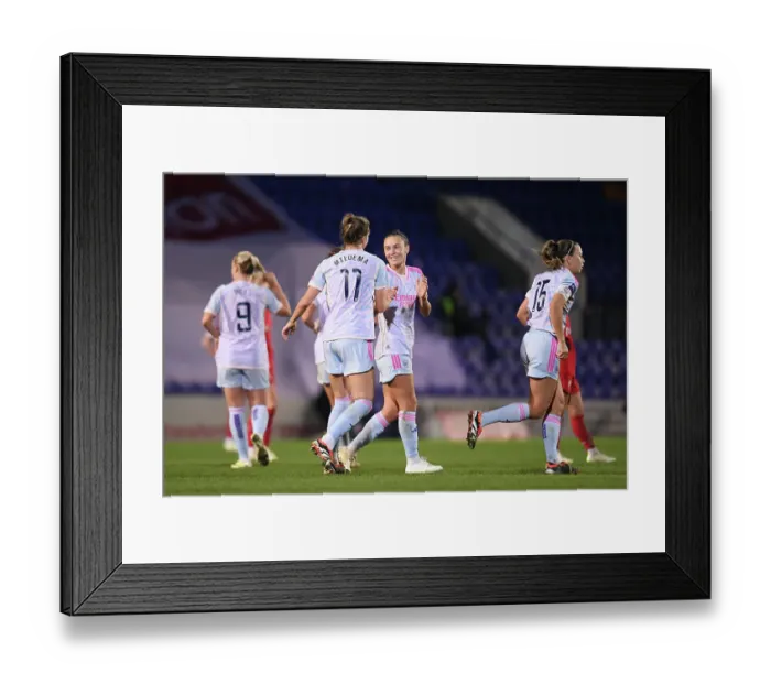 Framed Print : Arsenal Women's Star Vivianne Miedema Scores First Goal in Liverpool FC Clash