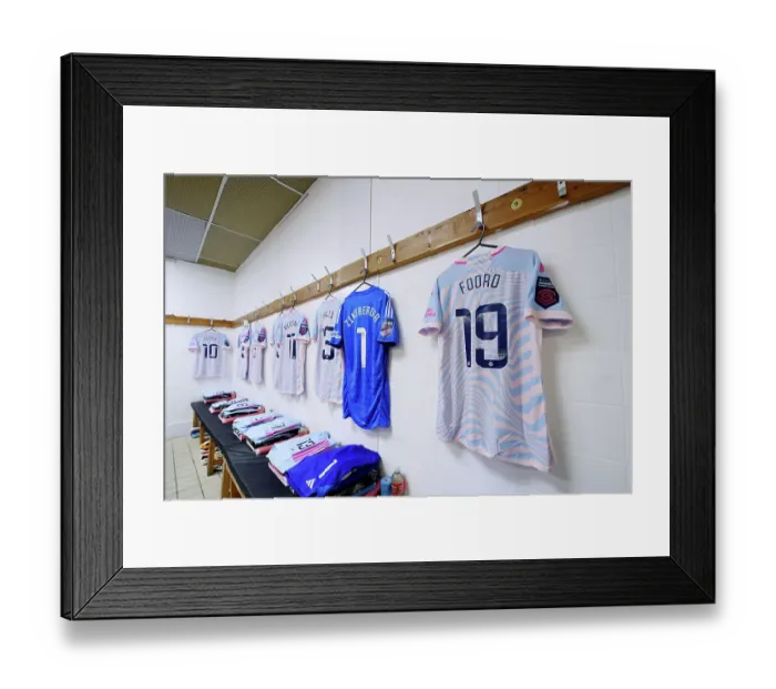 Framed Print : Arsenal and Liverpool Women's Super League: Pre-Match Focus - Detailed View of Arsenal Dressing Room