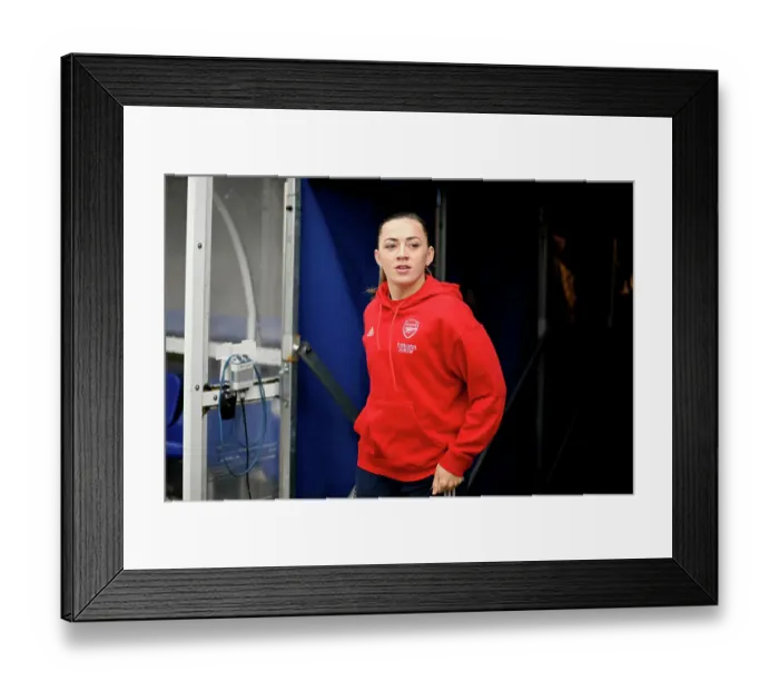 Framed Print : Arsenal Women Face Liverpool in Barclays Super League Showdown at Prenton Park