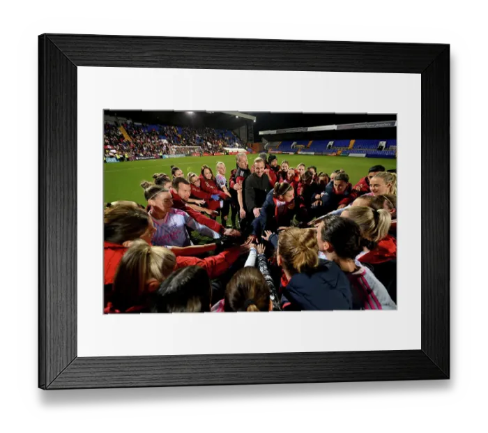 Framed Print : Arsenal Women's Team Huddle with Manager Jonas Eidevall after Liverpool FC Match