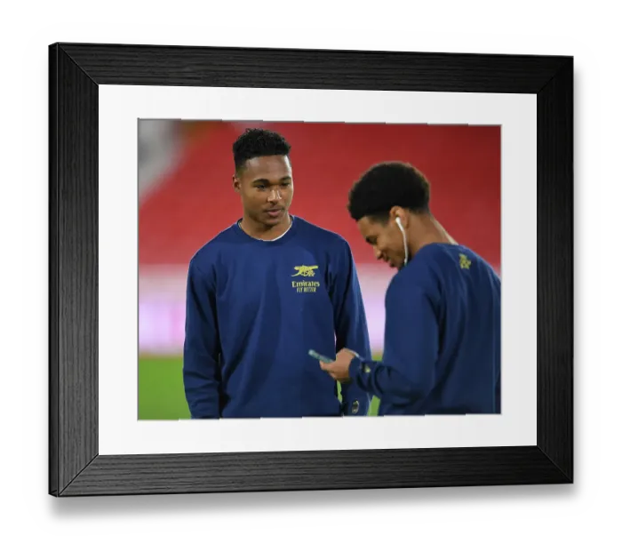 Framed Print : Nottingham Forest v Arsenal FC - Premier League Framed Print : Nottingham Forest v Arsenal FC - Premier League