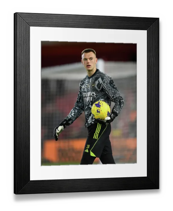 Framed Print : Nottingham Forest v Arsenal FC - Premier League