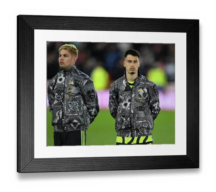 Framed Print : Nottingham Forest v Arsenal FC - Premier League