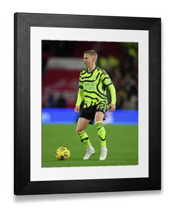Framed Print : Nottingham Forest v Arsenal FC - Premier League Framed Print : Nottingham Forest v Arsenal FC - Premier League