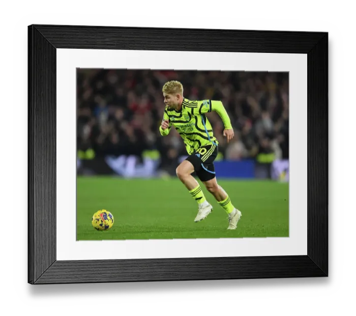 Framed Print : Nottingham Forest v Arsenal FC - Premier League Framed Print : Nottingham Forest v Arsenal FC - Premier League
