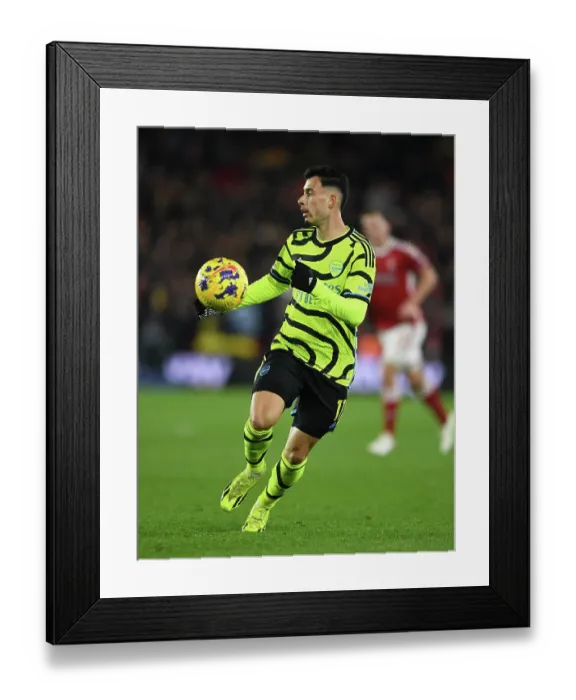 Framed Print : Nottingham Forest v Arsenal FC - Premier League