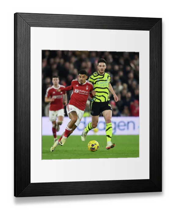 Framed Print : Nottingham Forest v Arsenal FC - Premier League Framed Print : Nottingham Forest v Arsenal FC - Premier League