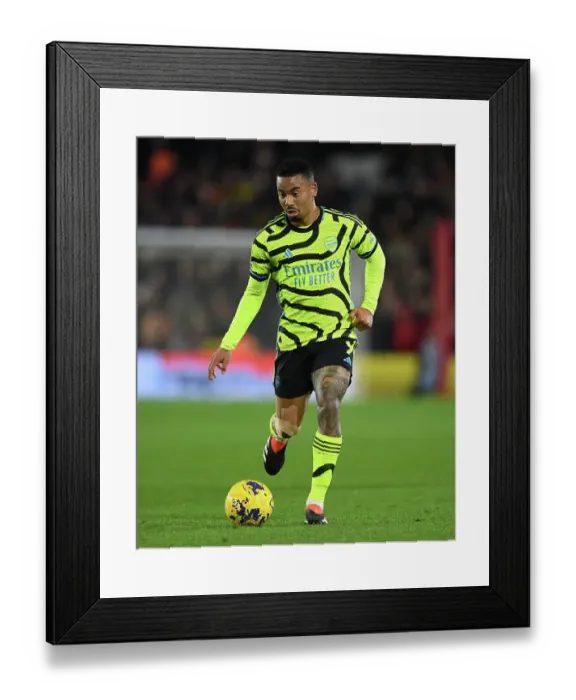 Framed Print : Nottingham Forest v Arsenal FC - Premier League Framed Print : Nottingham Forest v Arsenal FC - Premier League