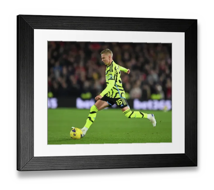 Framed Print : Nottingham Forest v Arsenal FC - Premier League Framed Print : Nottingham Forest v Arsenal FC - Premier League
