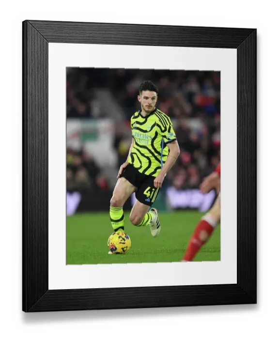 Framed Print : Nottingham Forest v Arsenal FC - Premier League