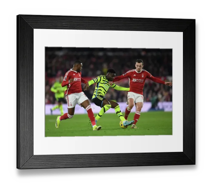 Framed Print : Nottingham Forest v Arsenal FC - Premier League