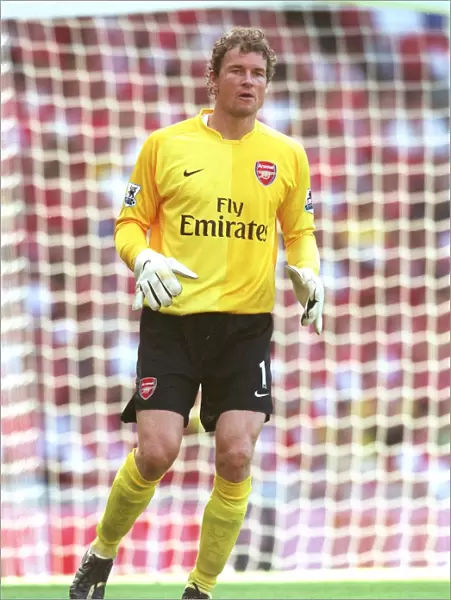 Arsenal's Jens Lehmann Shines in 3:0 FA Premiership Victory over Sheffield United at Emirates Stadium
