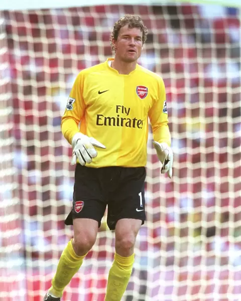 Arsenal's Jens Lehmann Shines in 3:0 FA Premiership Victory over Sheffield United at Emirates Stadium