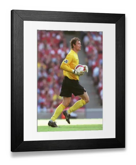 Framed Print : Jens Lehmann's Shut-Out: Arsenal Crushes Sheffield United 3-0 in FA Premiership