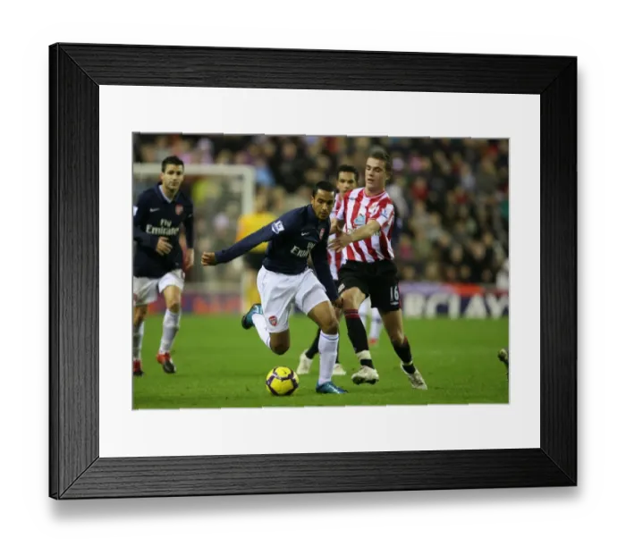 Framed Print : Theo Walcott (Arsenal) Jordan Henderson (Sunderland). Sunderland 1: 0 Arsenal Framed Print : Theo Walcott (Arsenal) Jordan Henderson (Sunderland). Sunderland 1: 0 Arsenal