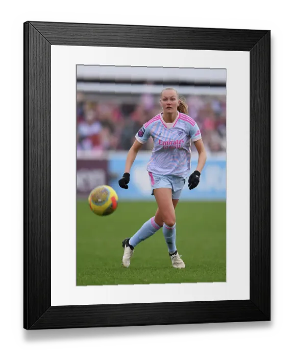 Framed Print : West Ham United v Arsenal FC - Barclays Women's Super League Framed Print : West Ham United v Arsenal FC - Barclays Women's Super League