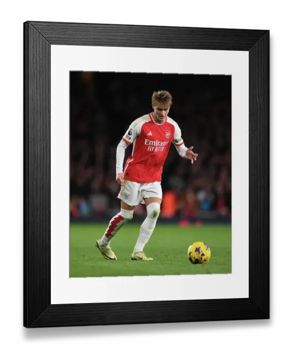 Framed Print : Arsenal FC v Liverpool FC - Premier League Framed Print : Arsenal FC v Liverpool FC - Premier League