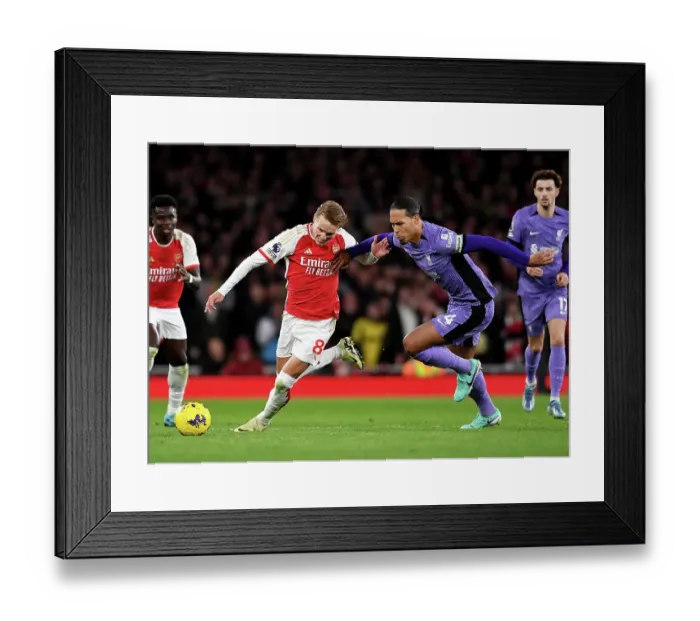 Framed Print : Arsenal FC v Liverpool FC - Premier League
