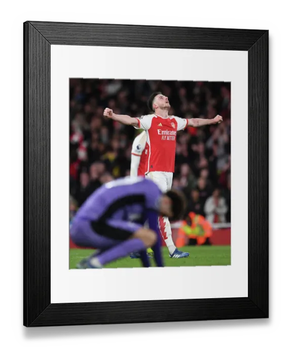 Framed Print : Arsenal FC v Liverpool FC - Premier League