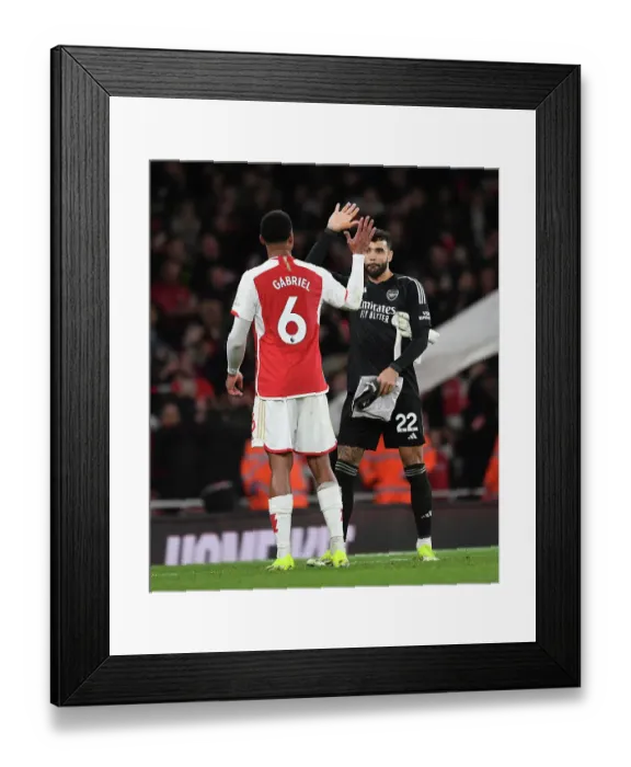 Framed Print : Arsenal FC v Liverpool FC - Premier League Framed Print : Arsenal FC v Liverpool FC - Premier League