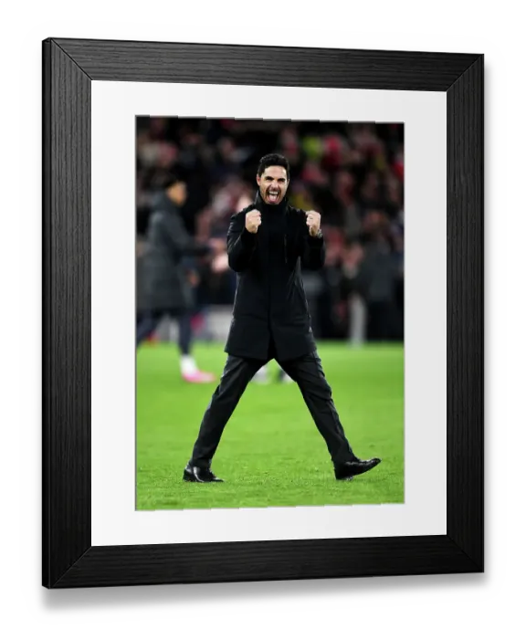 Framed Print : Arsenal FC v Liverpool FC - Premier League Framed Print : Arsenal FC v Liverpool FC - Premier League