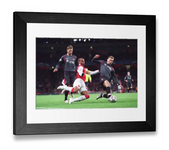 Framed Print : Thierry Henry (Arsenal) Sergei and Vasili Berezutskiy (CSKA) Framed Print : Thierry Henry (Arsenal) Sergei and Vasili Berezutskiy (CSKA)