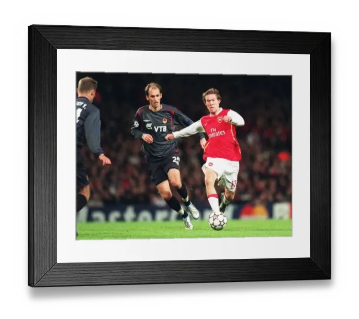 Framed Print : Arsenal FC vs CSKA Moscow: 2006-07 Season Match Framed Print : Arsenal FC vs CSKA Moscow: 2006-07 Season Match