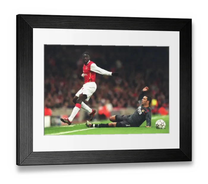 Framed Print : Arsenal FC vs CSKA Moscow: 2006-07 Season Match