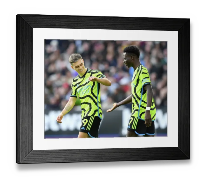 Framed Print : West Ham United v Arsenal FC - Premier League
