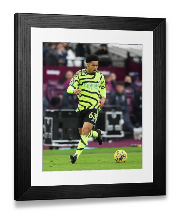 Framed Print : West Ham United v Arsenal FC - Premier League