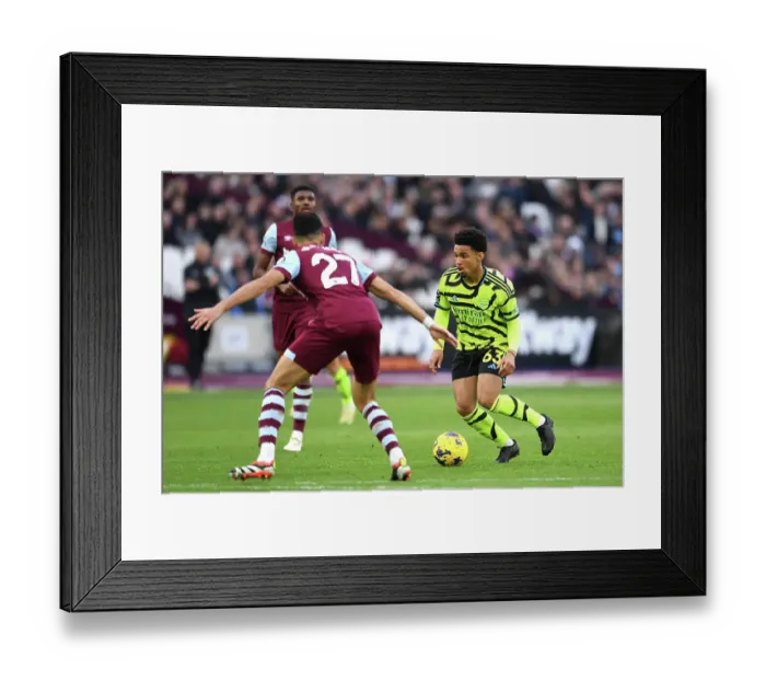 Framed Print : West Ham United v Arsenal FC - Premier League