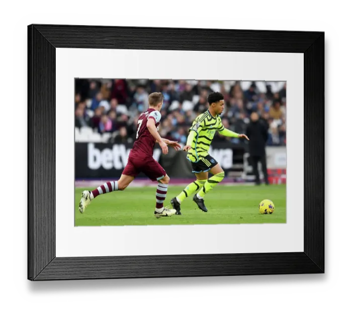 Framed Print : West Ham United v Arsenal FC - Premier League
