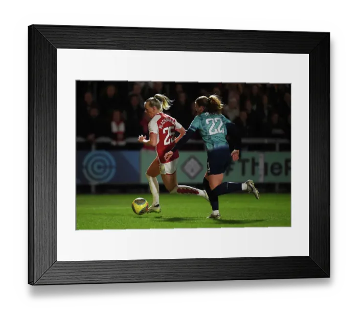 Framed Print : London City Lionesses v Arsenal - FA Women's Continental Tyres League Cup Quarter Final