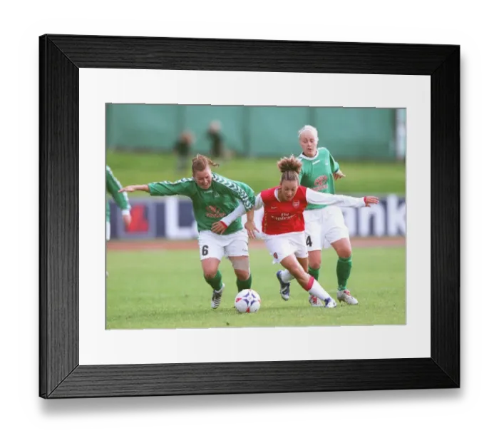 Framed Print : Lianne Sanderson (Arsenal) Bryndis Bjarnadottir (Breidablik)